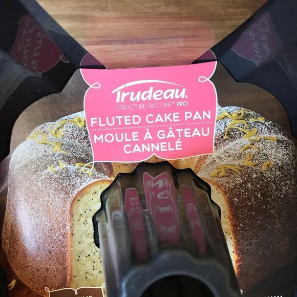 Trudeau Fluted Cake Pan​ - Picture 5 of 5